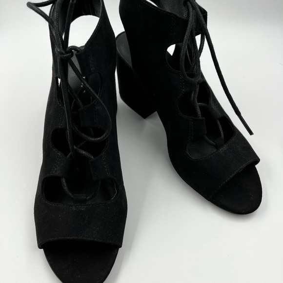 Black strappy lace up heel sandal - Picture 1 of 4